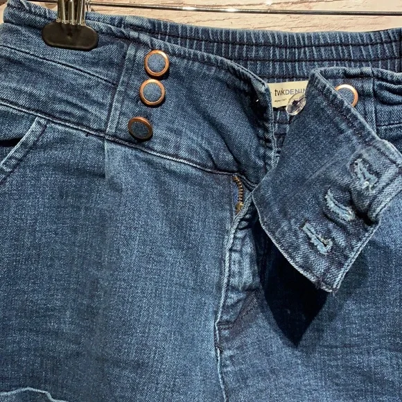 Twik Denim Jeans Shorts - Picture 5 of 6